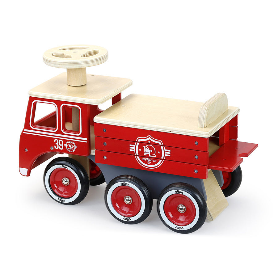 Camion dei pompieri in legno