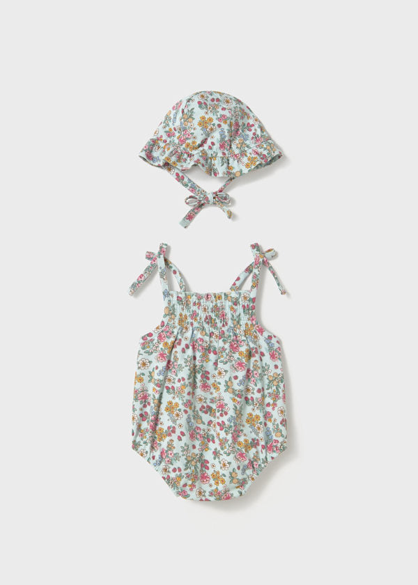 Pagliaccetto con cappello a fiori