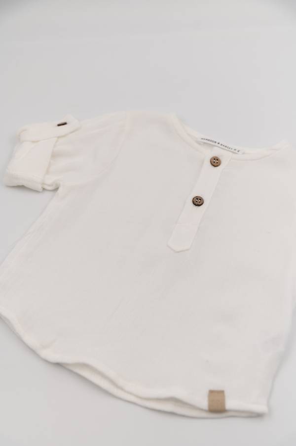 Maglietta modello camicia