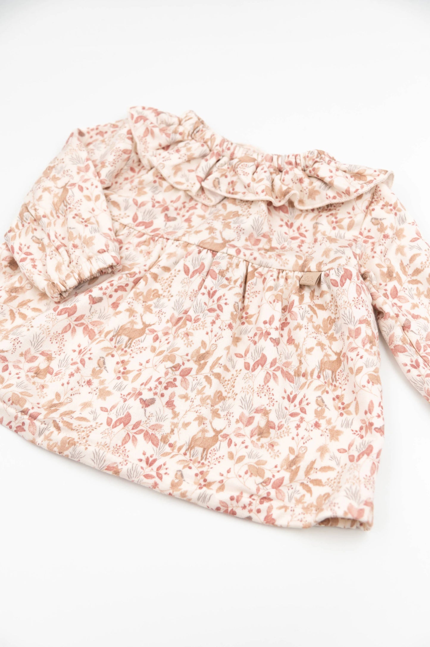 Vestito ampio con colletto