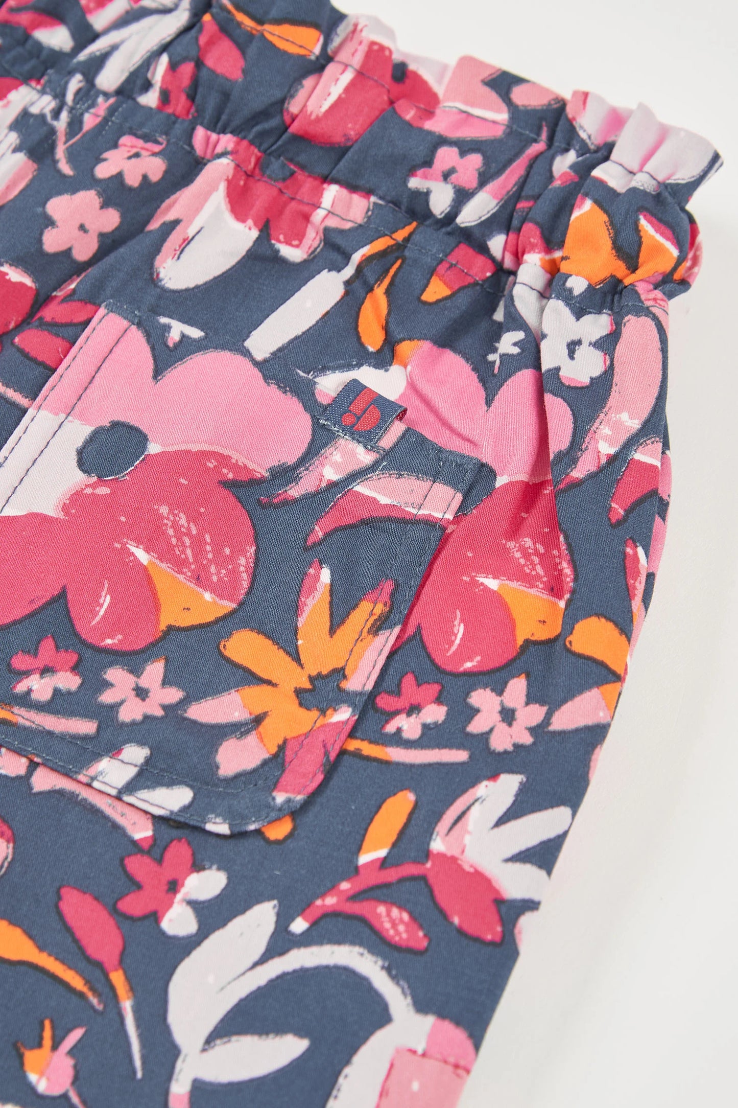 Pantaloncino a fiori