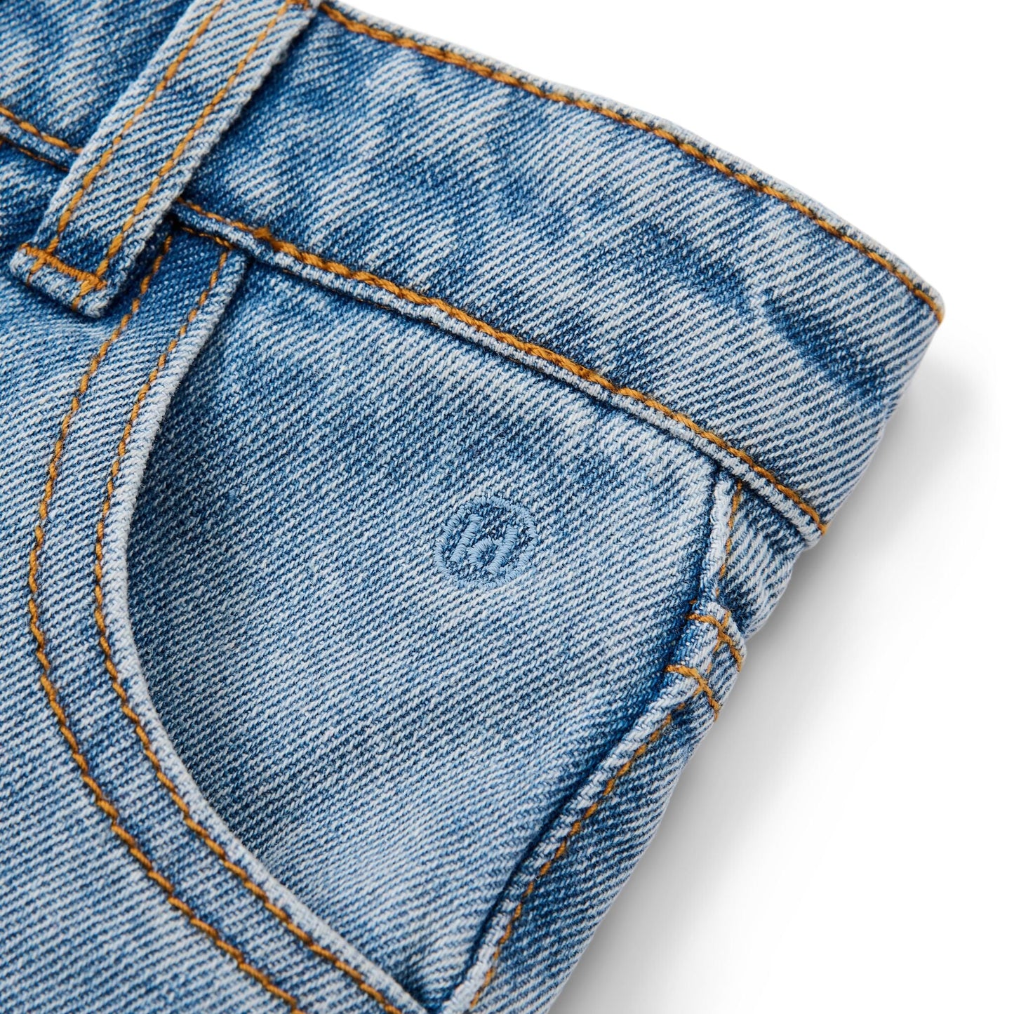 Jeans con cintura