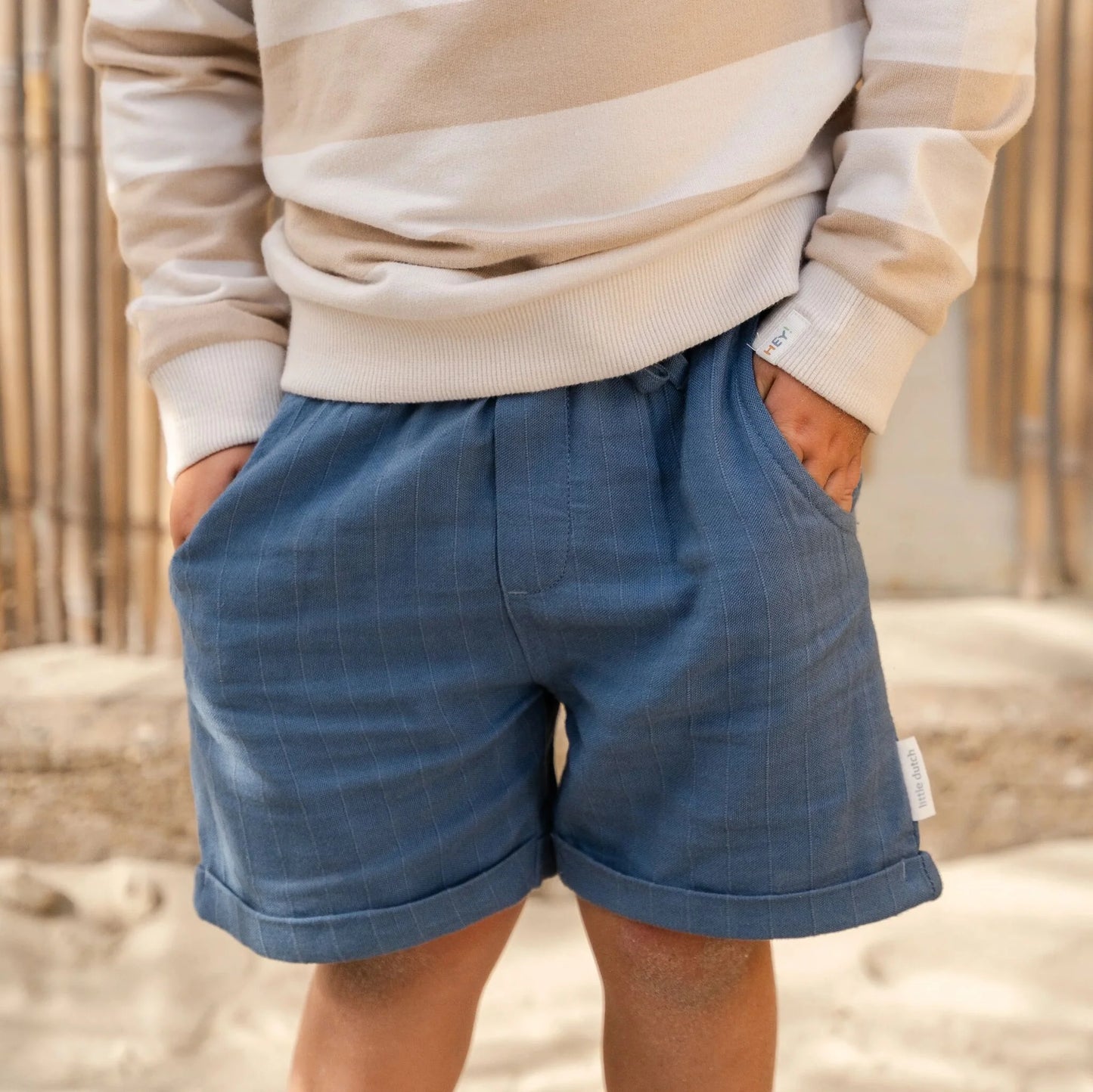 Pantaloncini di lino
