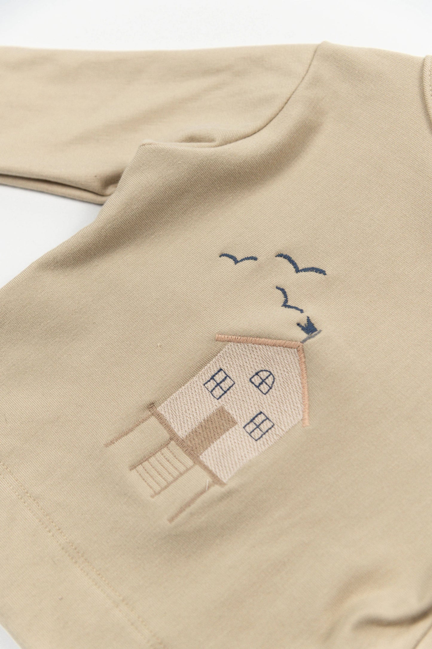 Maglia con ricamo
