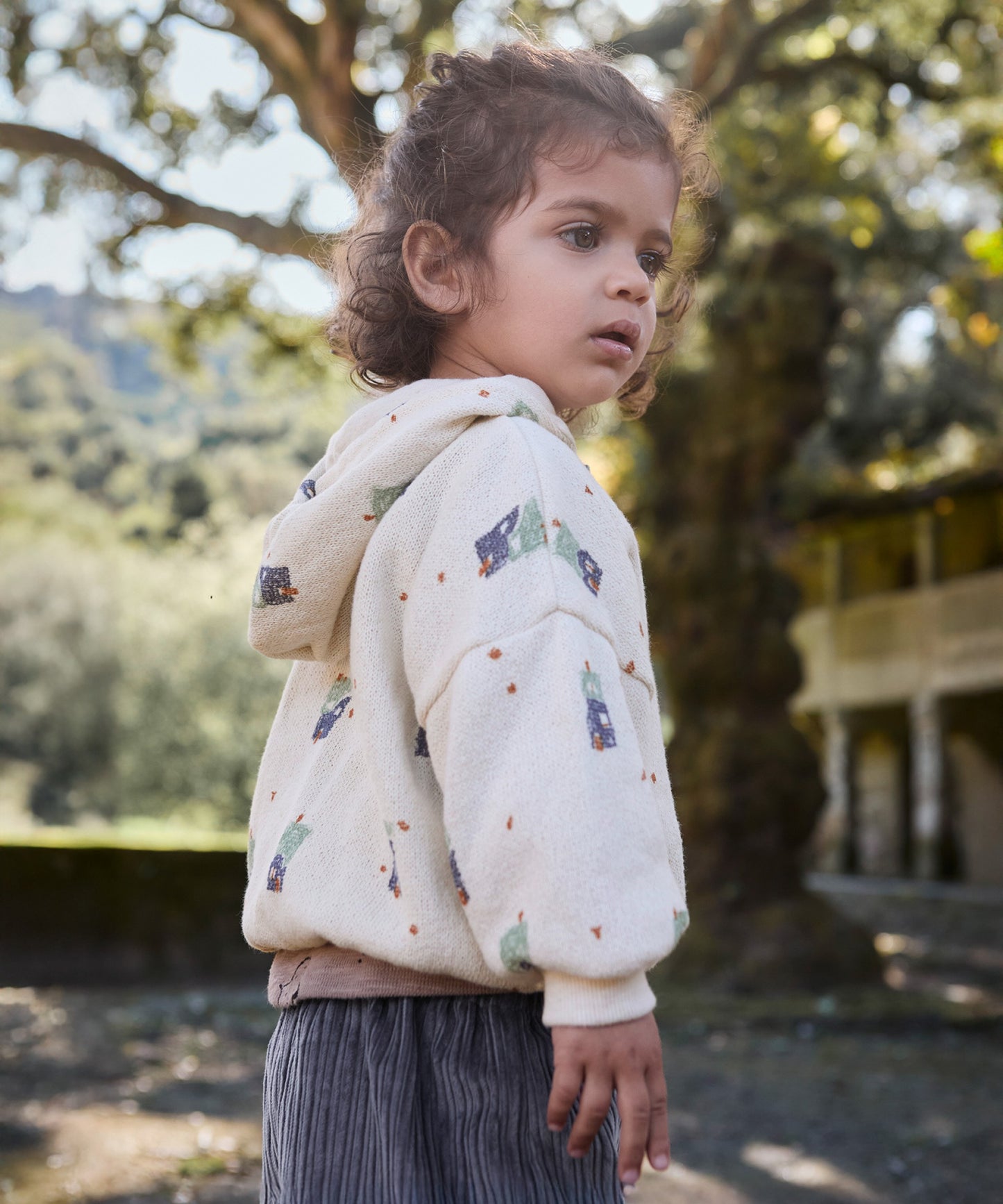 Felpa in maglia con cappuccio