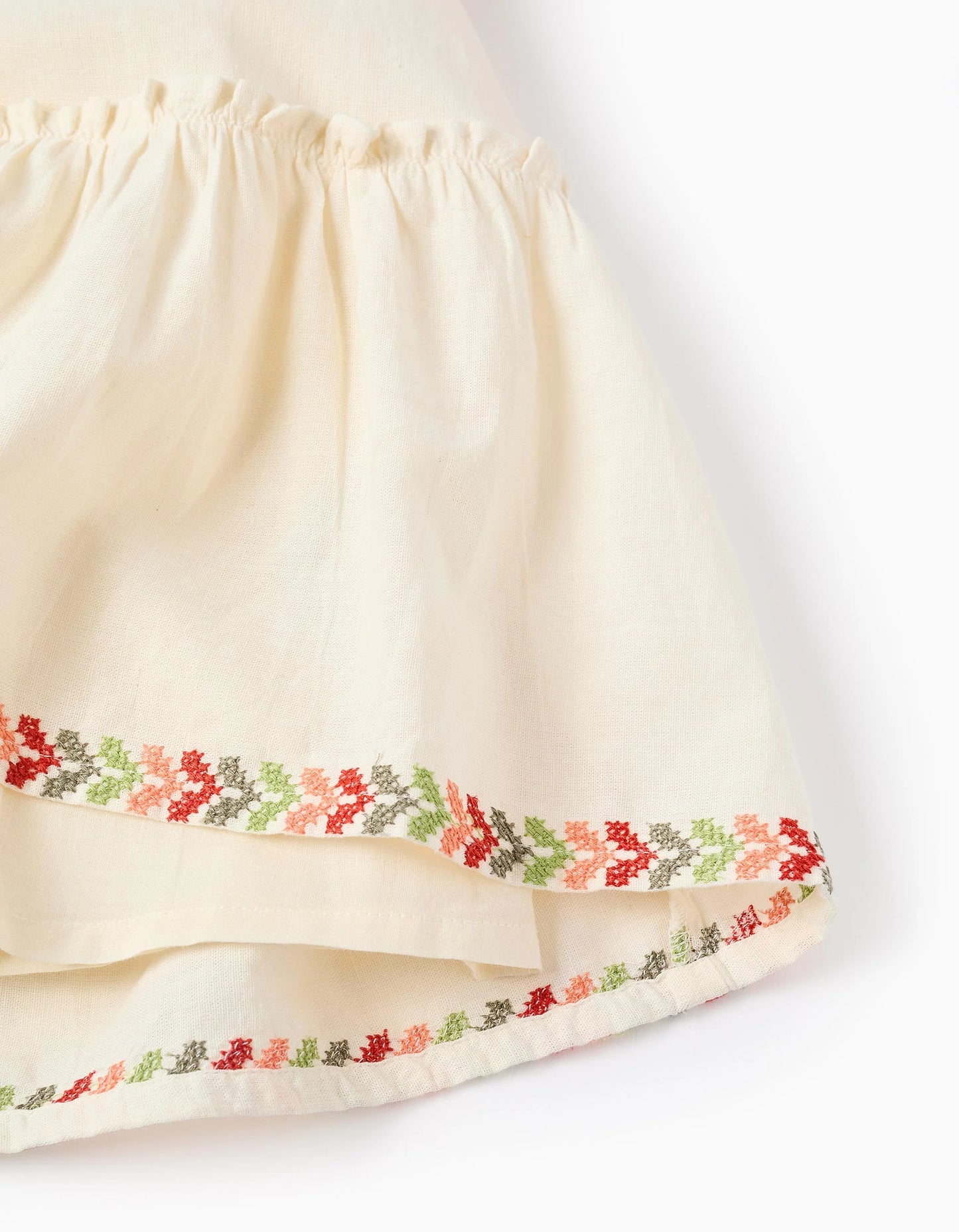 Vestito con maniche a palloncino e ricami