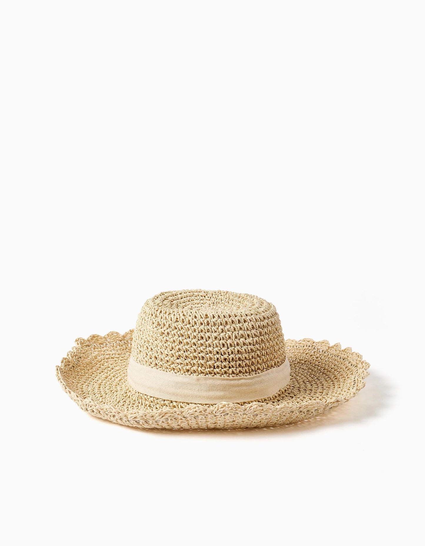 Cappello di paglia con fiocco