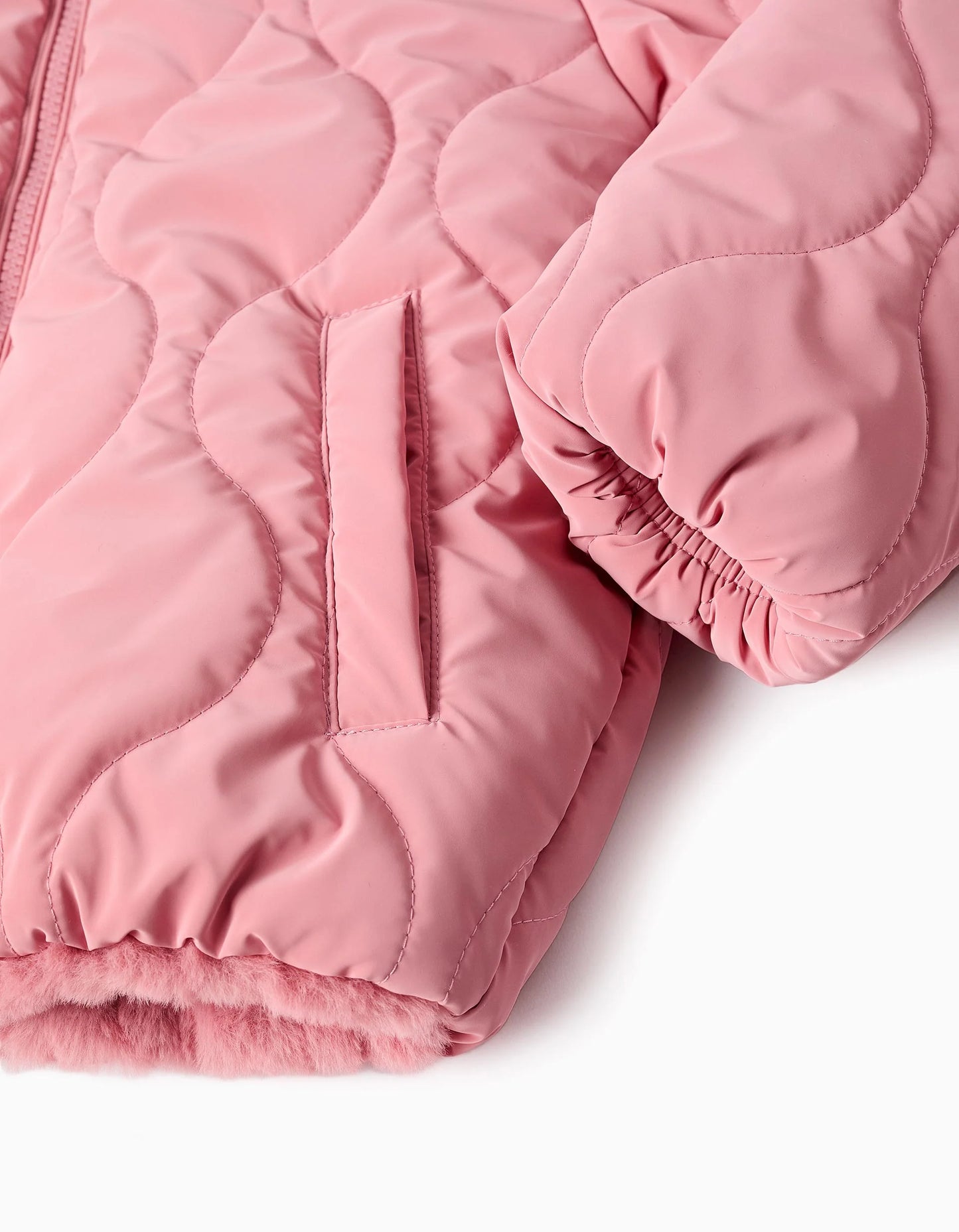 Giacca con cappuccio e fodera in pile