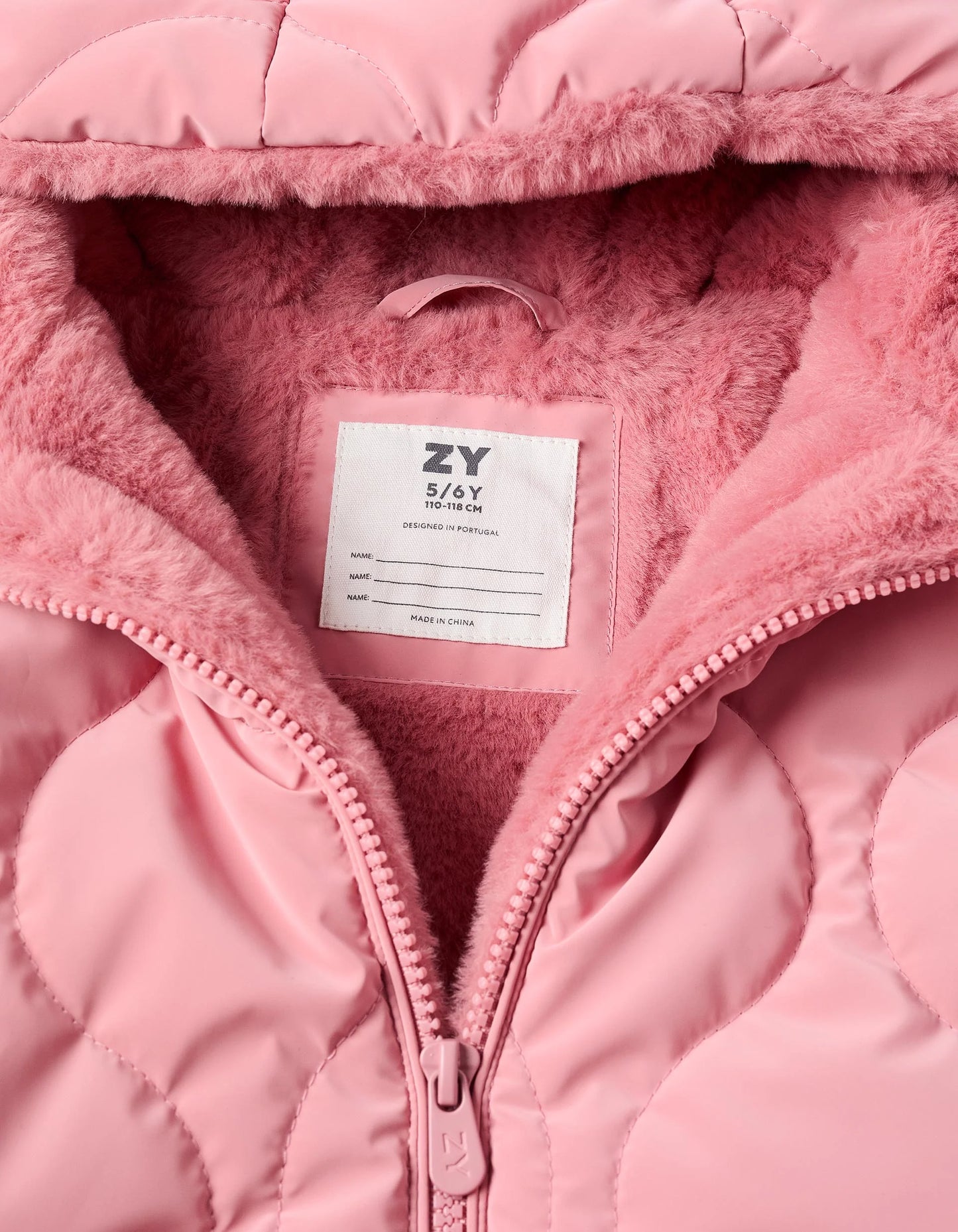 Giacca con cappuccio e fodera in pile