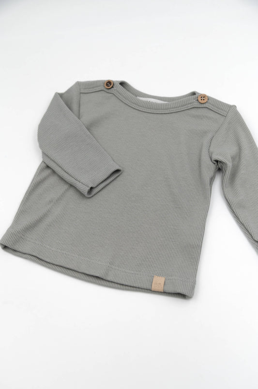 Maglietta con apertura spalla