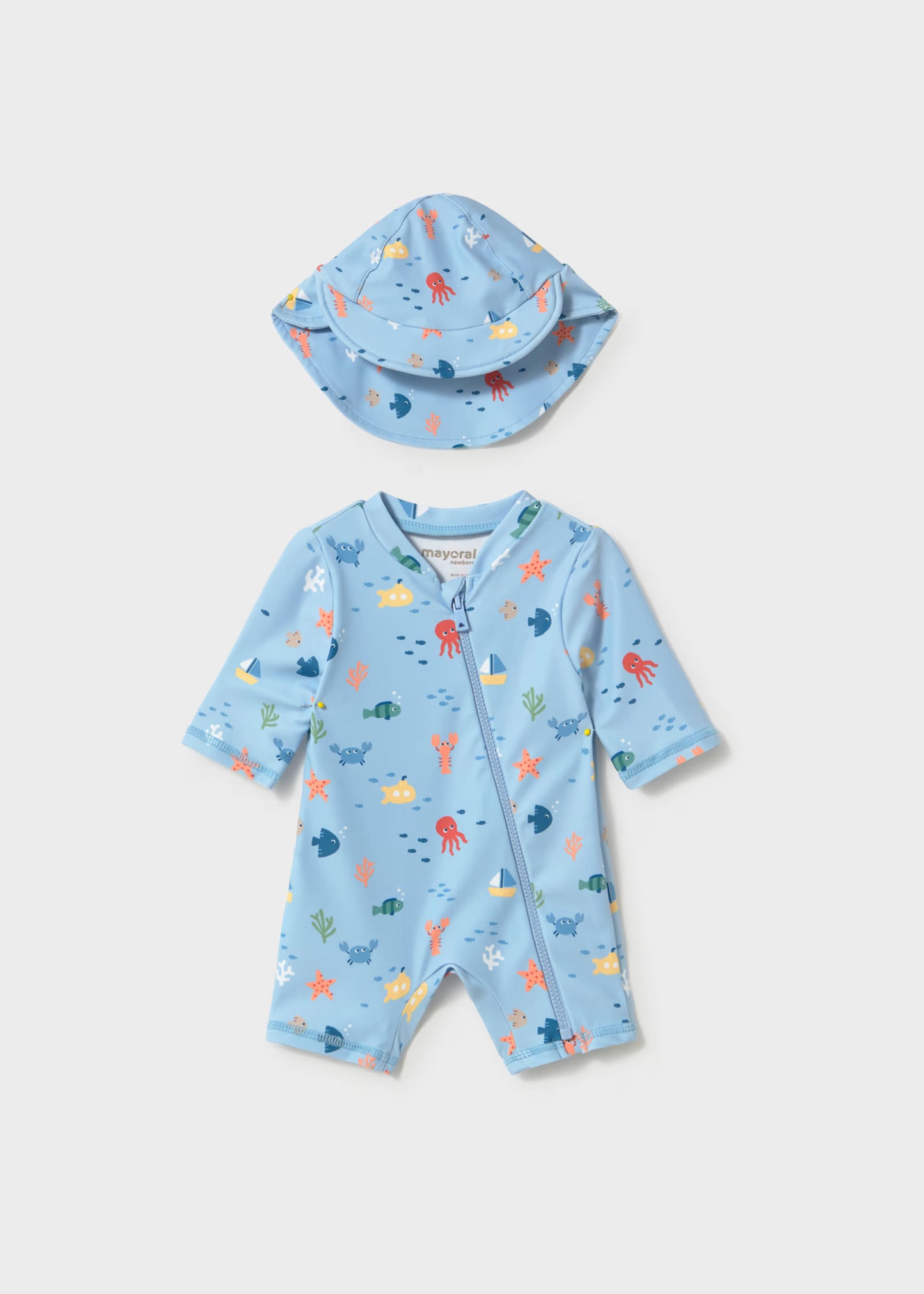Tutina mare con cappello