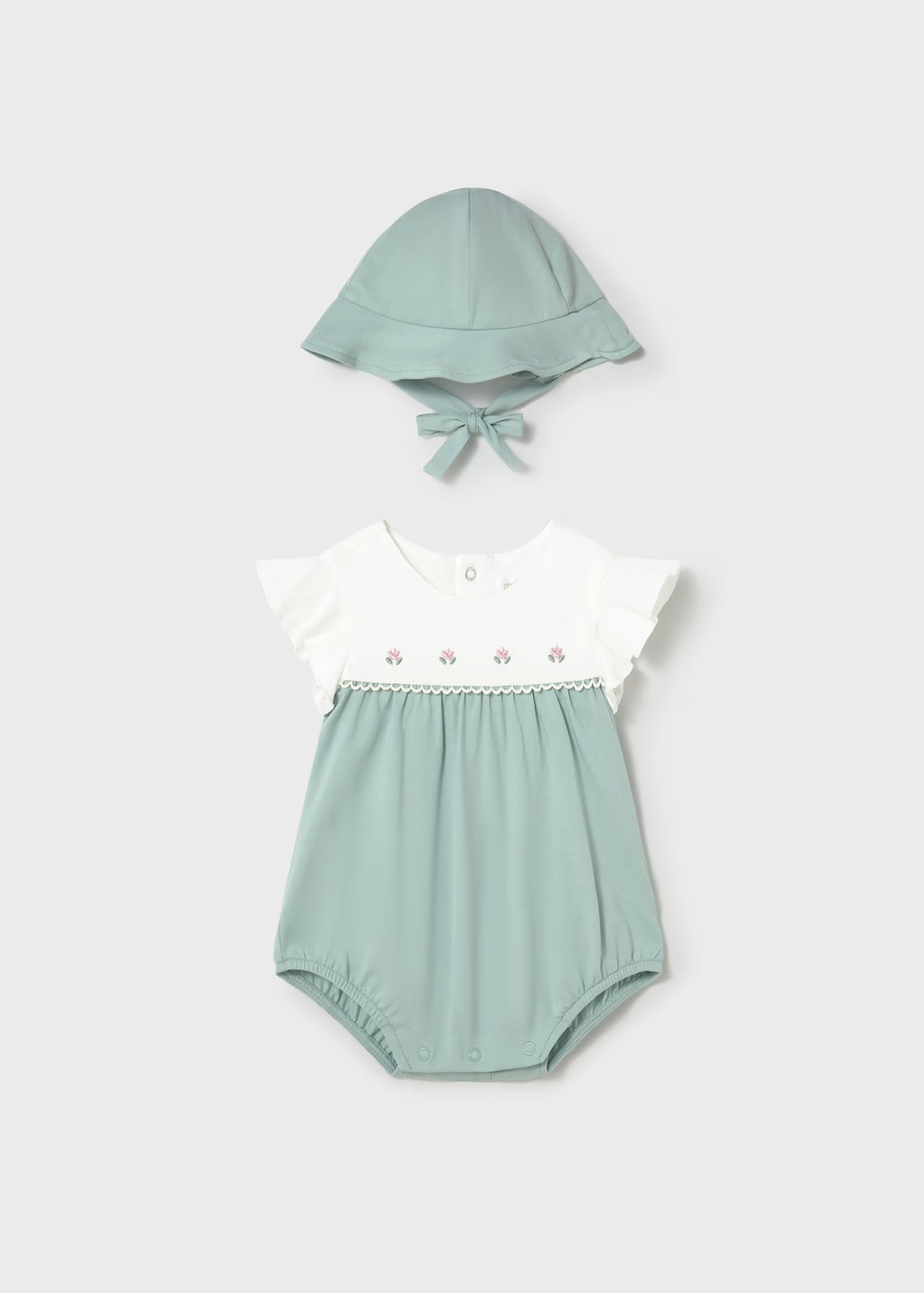 Pagliaccetto con cappello