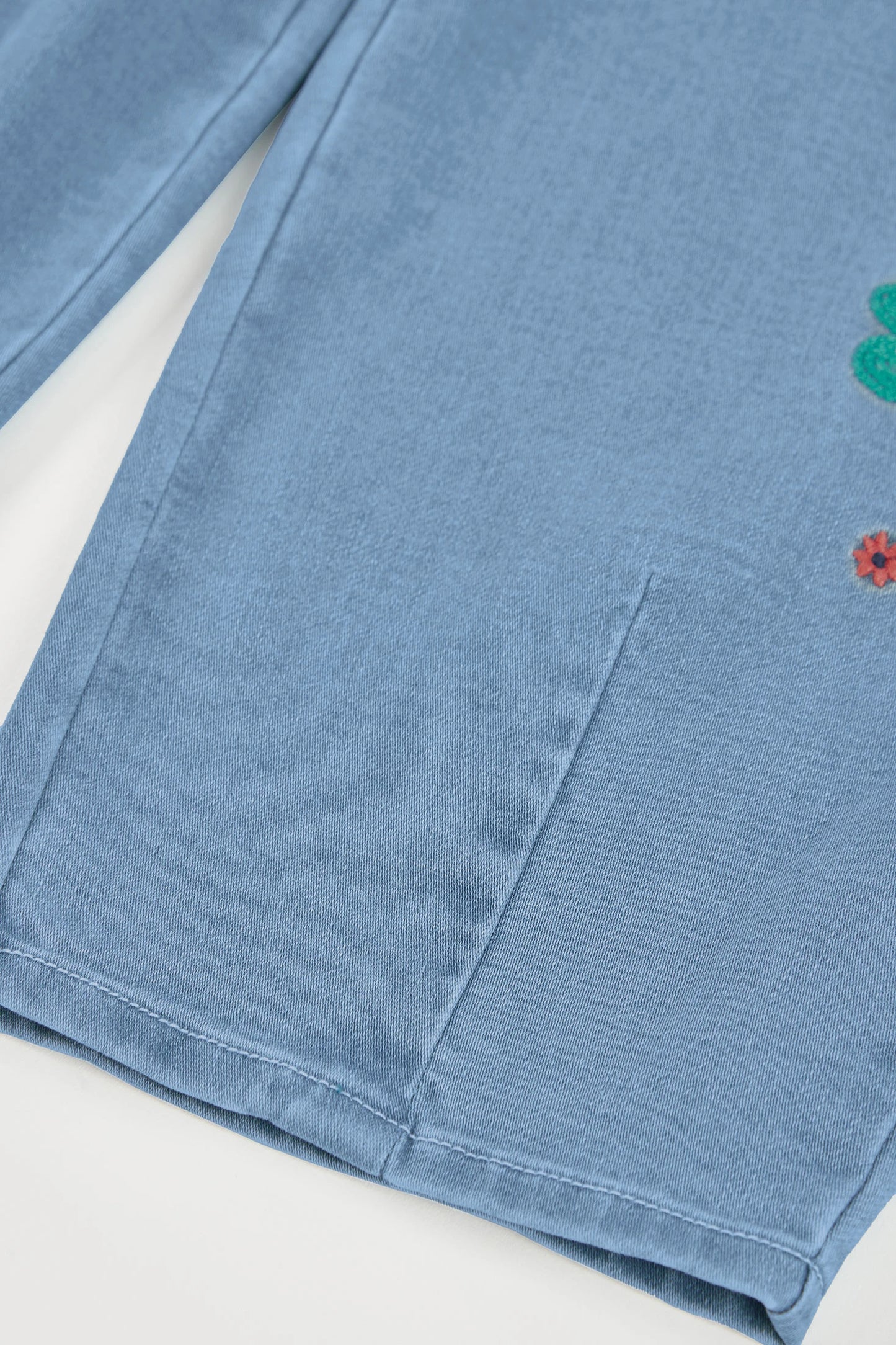 Jeans a fiori