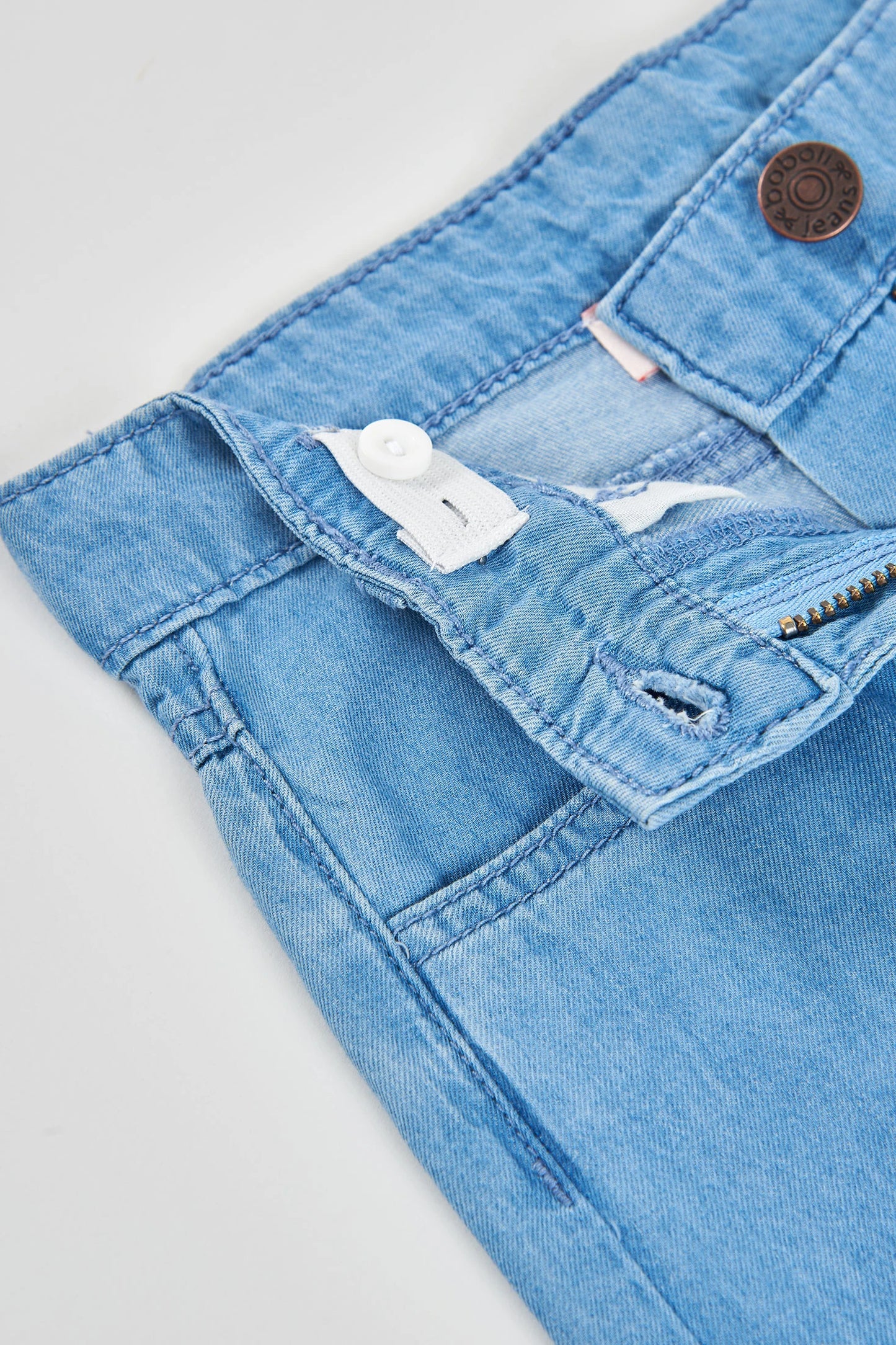 Pantaloni denim cargo